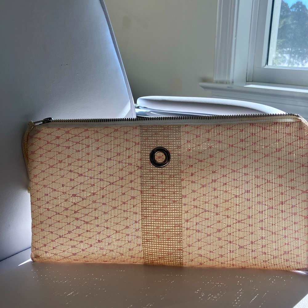 Alaina Marie of Portland Clutch